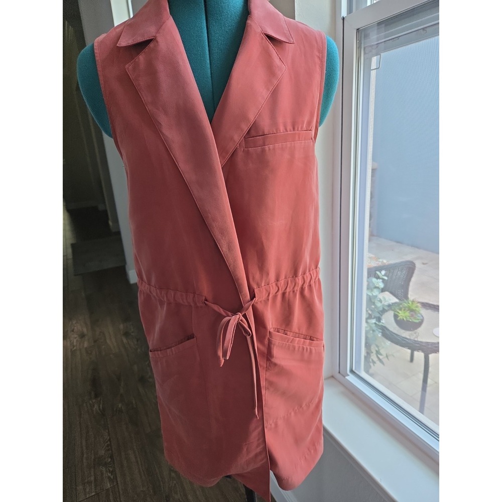 Elevenses Anthropologie Womens vest Sz Small/medium rust color drawstring waist